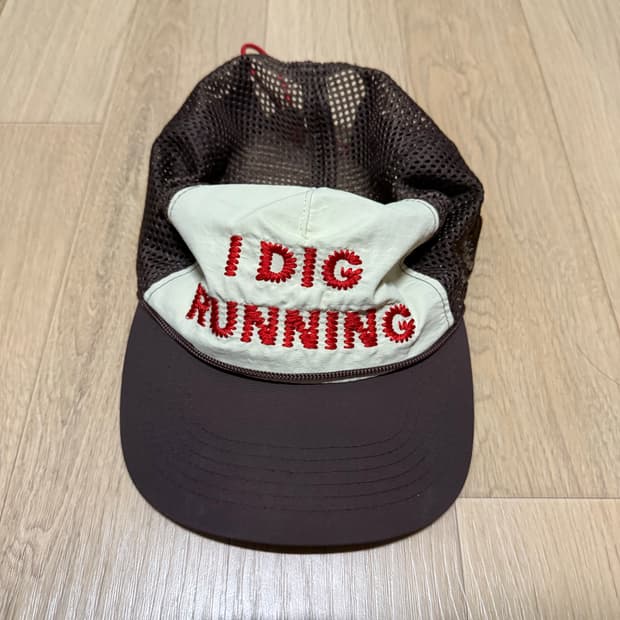 알렉스조노 모자