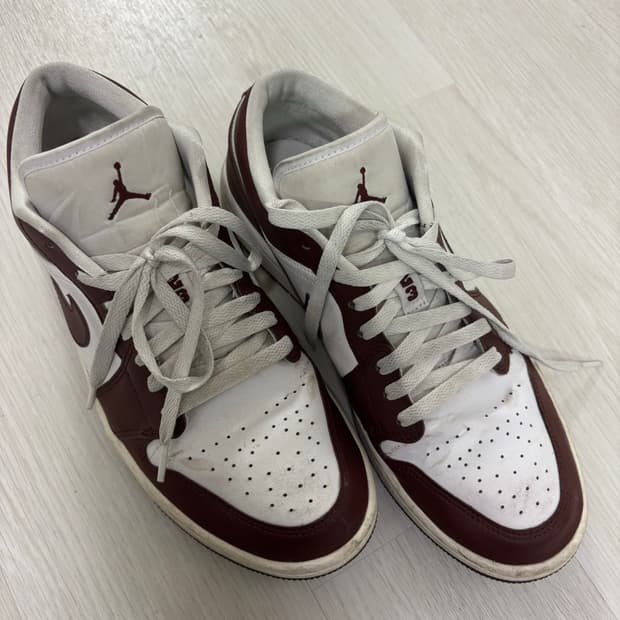 나이키 에어 조던 1 로우 브론즈 이클립스