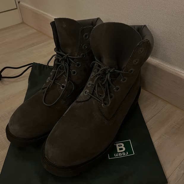 팀버랜드 6인치 부츠