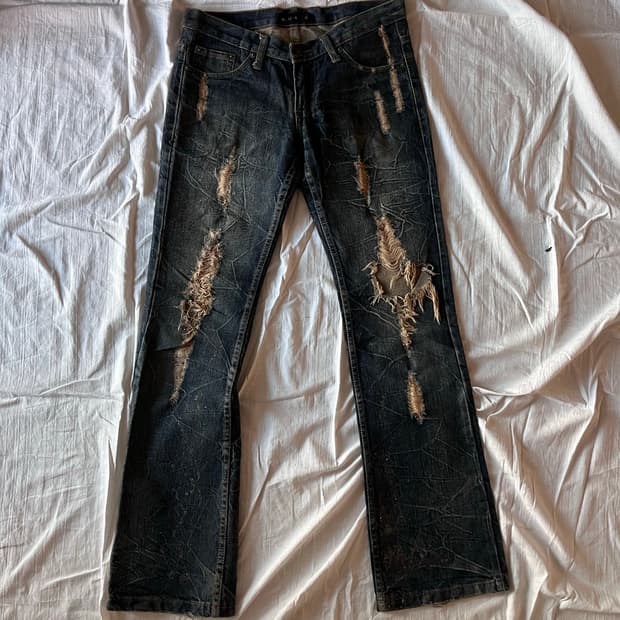 Distressed Pearl Boot cut Y2K Denim