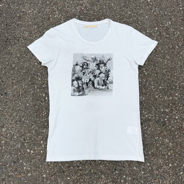 Duck And Cover – Graphic T-Shirt