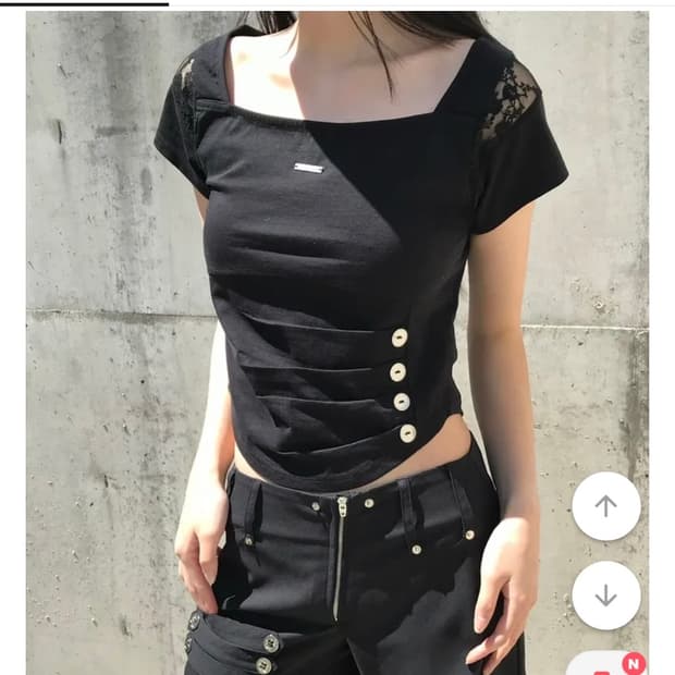 더게인 나폴레옹 스퀘어 레이스 슬림 티 Square Lace Side B