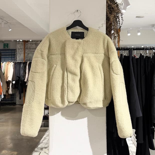 엔타이어 스튜디오 아이보리 듄 플러피 오버코트