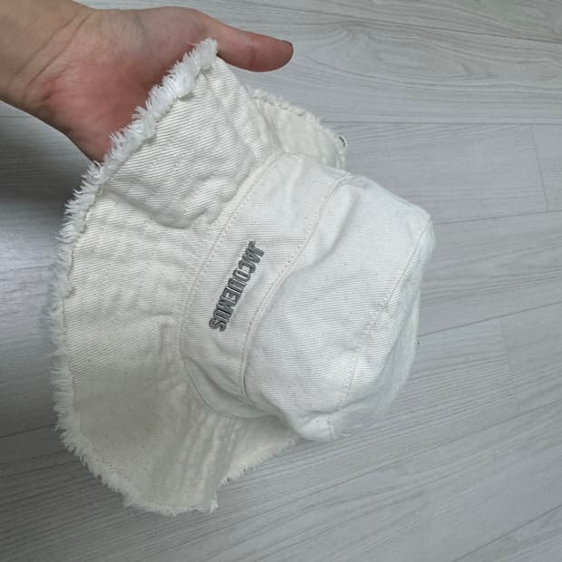 자크뮈스 버킷햇 아이보리60