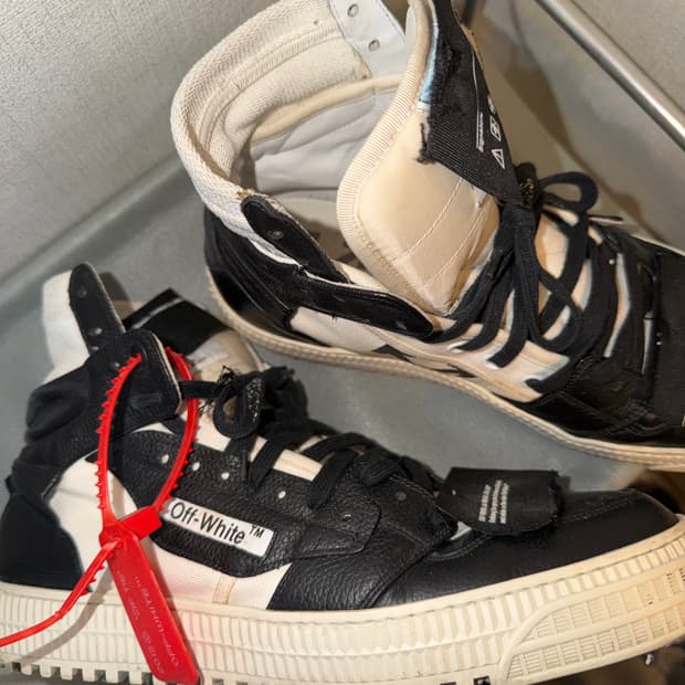 오프화이트 오프코트 3.0 42사이즈(270~275) 스니커즈