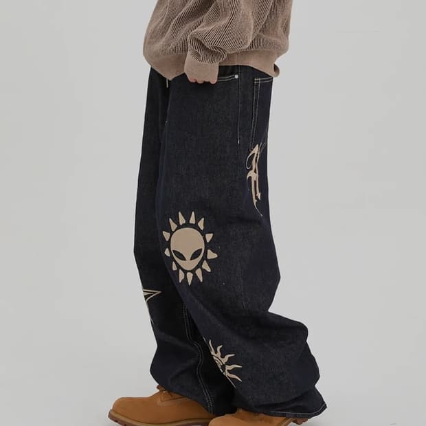 (새상품) 웨스턴 에일리언 자수 데님 팬츠 인디고블루