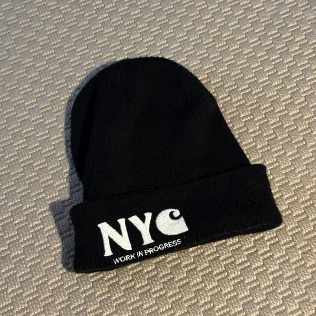 칼하트 WIP NYC 비니