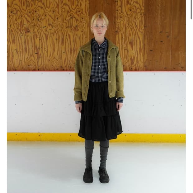 예디 아카이브 EMBROIDERY FRILL SKIRT - BLACK