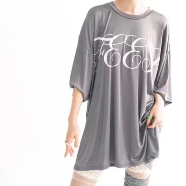 샵페어리 shining boxy lettering t shirt