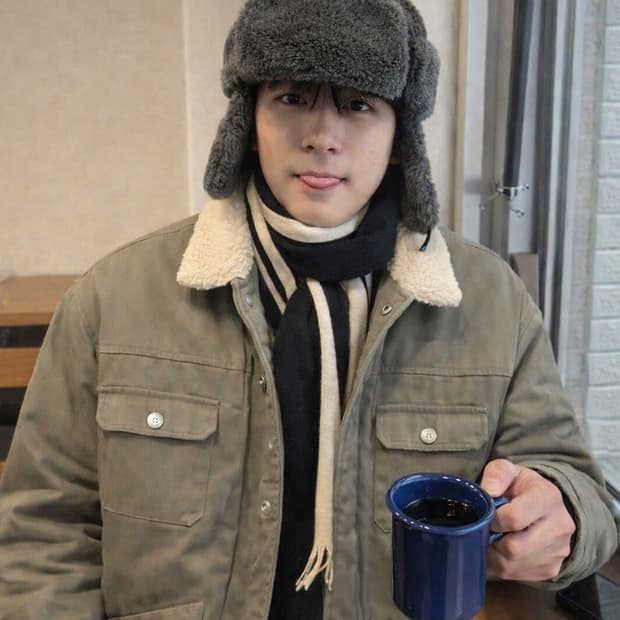 헤비웜 트러커자켓 L사이즈 카키색입니다!