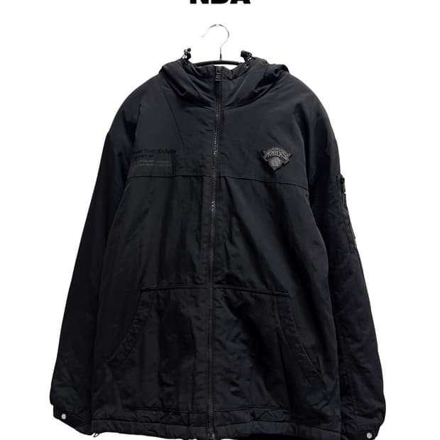 NBA 뉴욕 닉스 나일론 점퍼 블랙