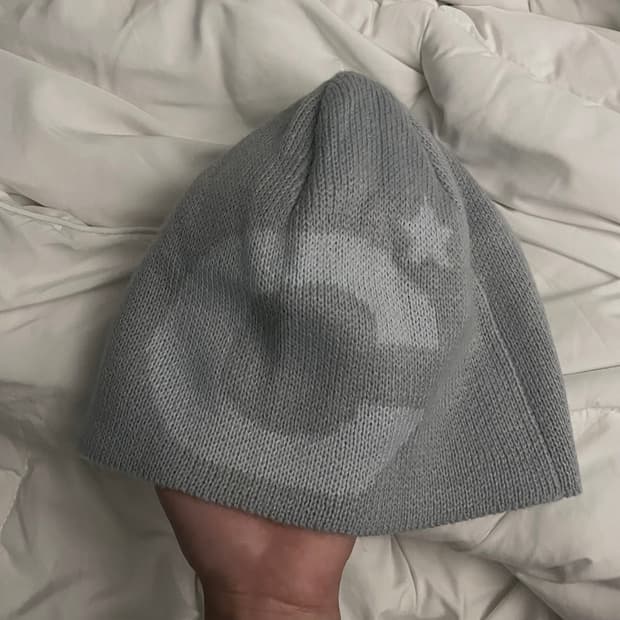 지초이 지프트샵 비니