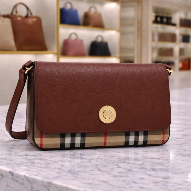 [A급] 버버리 빈티지 체크 햄프셔 크로스백 판매합니다!!!