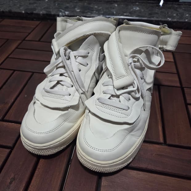 [270] 꼼데가르송 × 나이키 에어포스 미드 