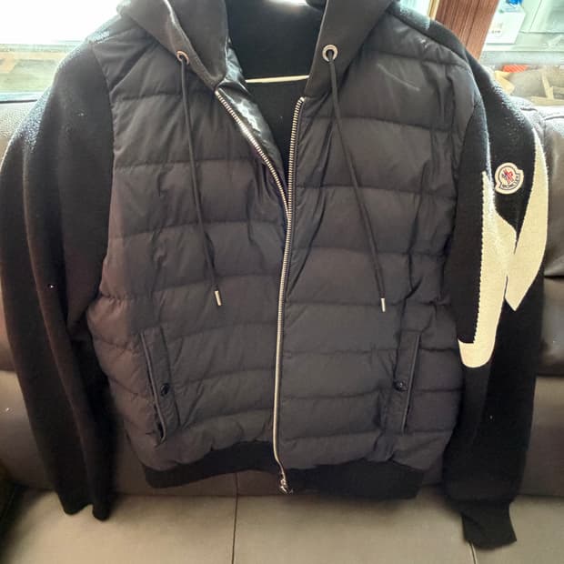 몽클레어니트후드패딩(정품) 3사이즈