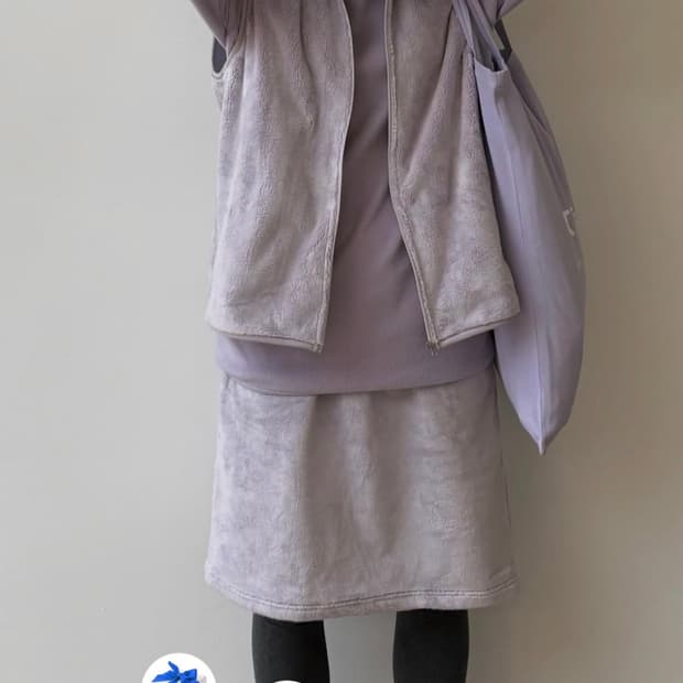 지초이 폴리스 조끼 스커트 세트 팝니다 