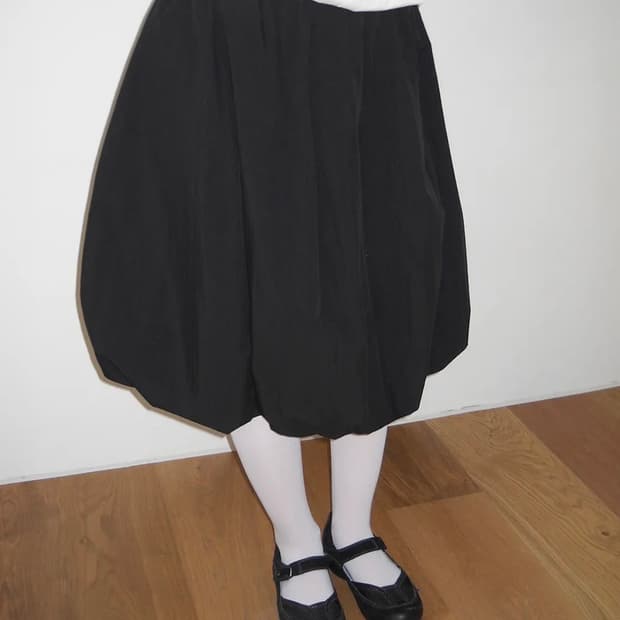 페스토 벌룬 미디 스커트 블랙 