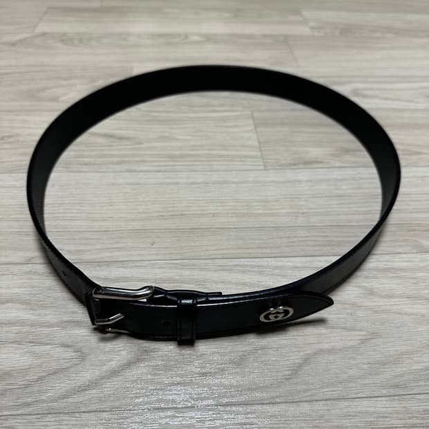 구찌 인터로킹 레더 벨트 허접한 디자인 X