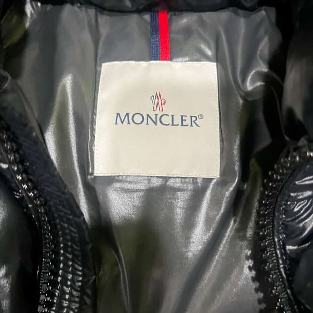 몽클레어 마야 25fw 3사이즈 팝니다