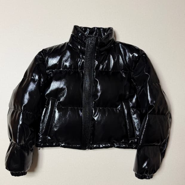 인사일런스 유광 숏패딩 S