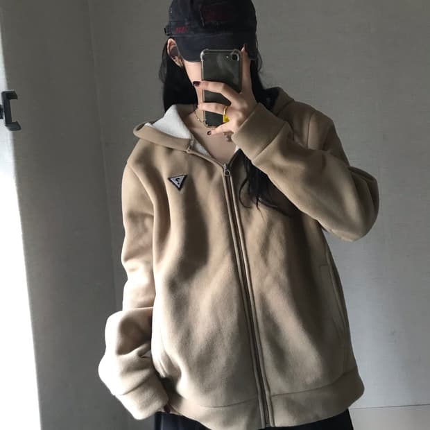 게스 베이지 퍼 후리스 후드집업