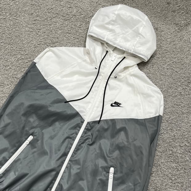 [100] 나이키 바람막이