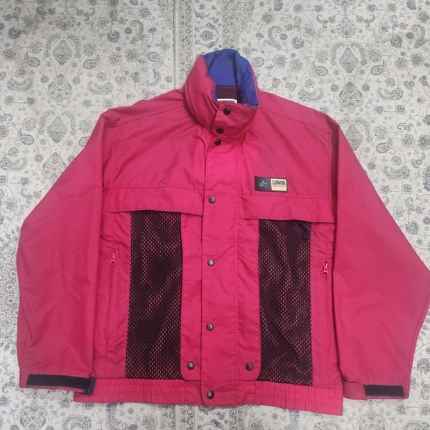90s LOGOS 로고스 바람막이 M (후드내장됨) (크게나옴)
