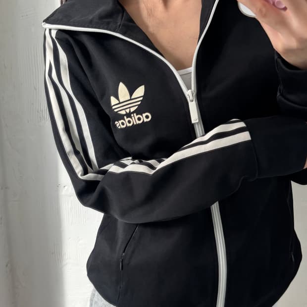 Adidas 아디다스 유로파 블랙컬러 트랙탑