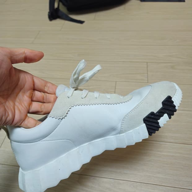 에르메스 바운싱 스니커즈 41사이즈 