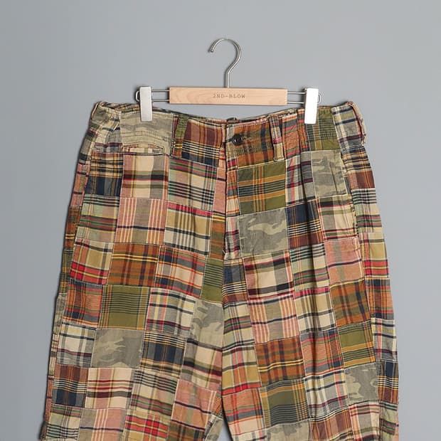 AMERICAN EAGLE PatchWork Shorts (37)