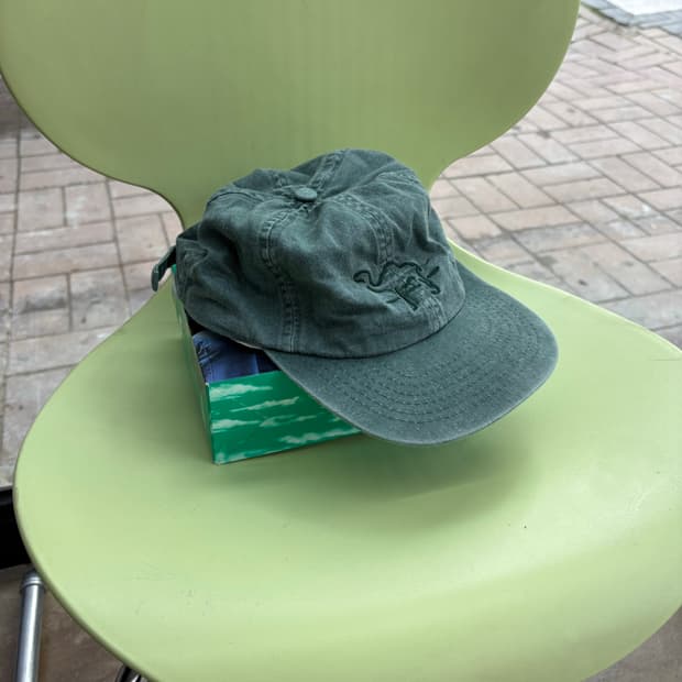 90s Camel Cap Dead stock