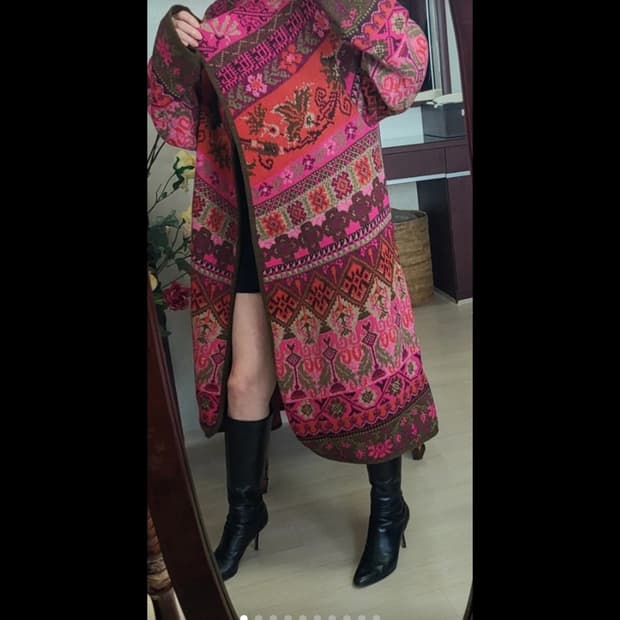 정품 오일릴리 롱니트 코트 코니즈 이태리 메이드