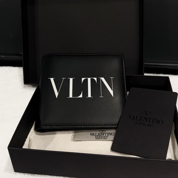 발렌티노 가리바니 VLTN 로고 남성 반지갑