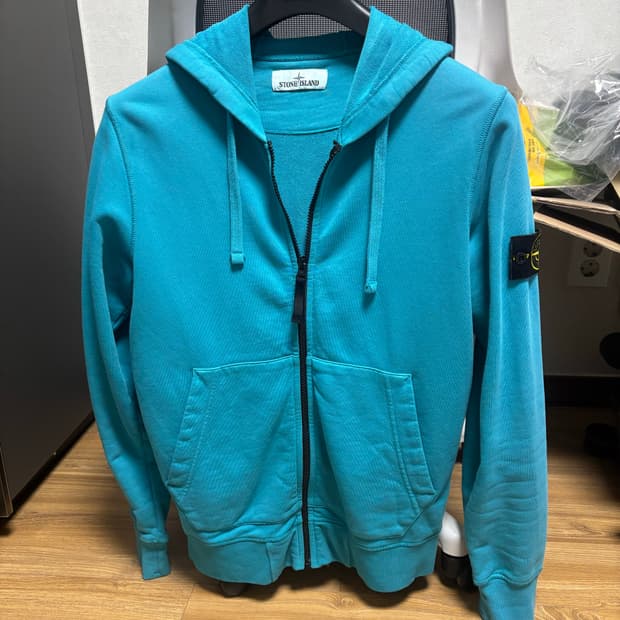 스톤아일랜드 후드집업