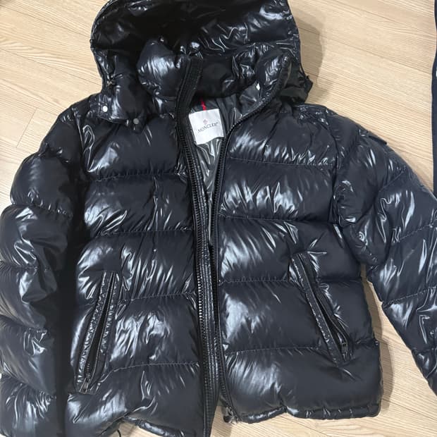 22fw 몽클레어 마야 4 팝니다