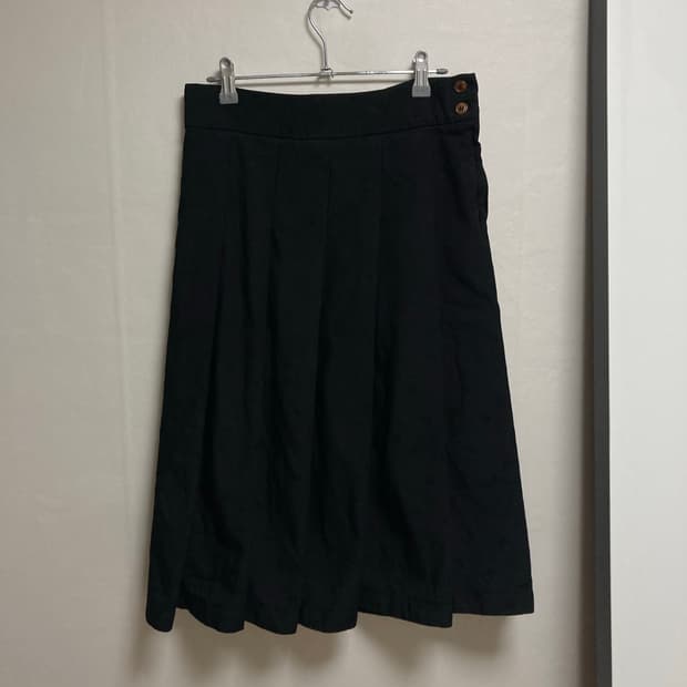 꼼데가르송 (꼼데꼼데) 폴카 도트 턱 플레어 스커트 XS
