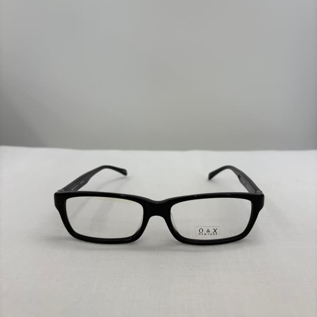 O&X Newyork 블랙 뿔테 빈티지안경