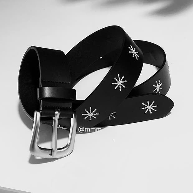 [Unisex] 플라워 자수 가죽 벨트