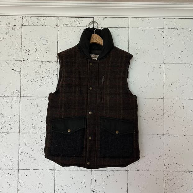 95 해지스 덕다운 패딩조끼