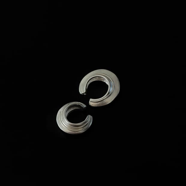 pointed chunky ear cuff
