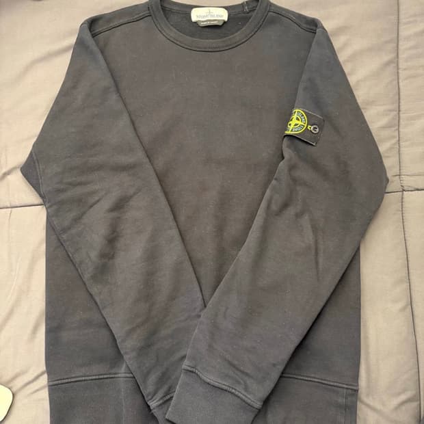 스톤 맨투맨 블랙