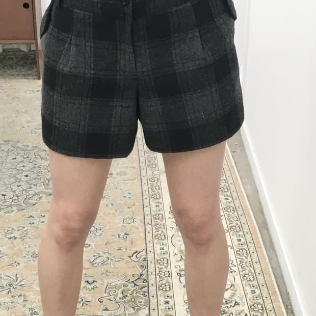 그레이 체크 숏팬츠