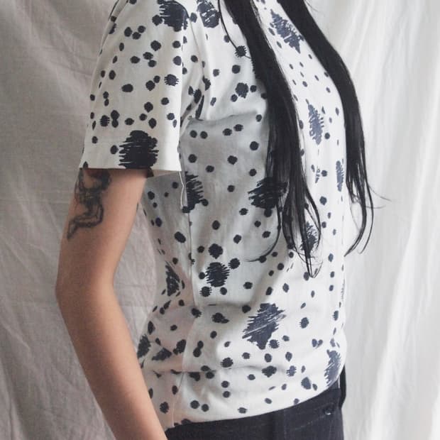 꼼데가르송 폴카도트 티셔츠