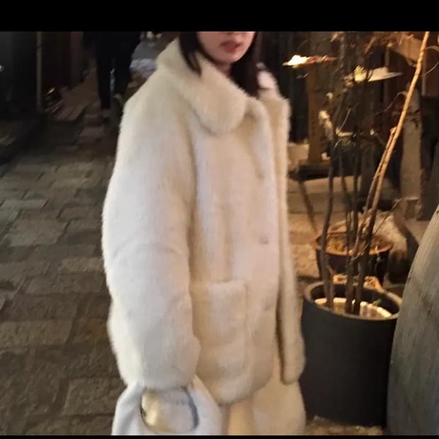 모노하 울 플러피 코트