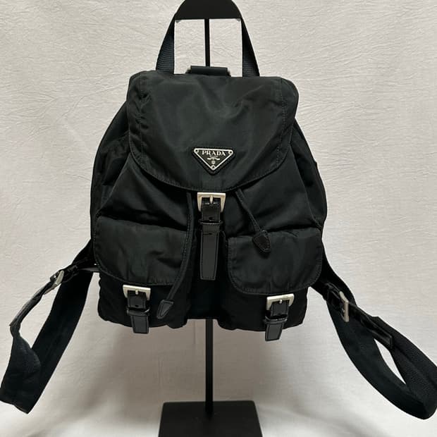 프라다 나일론 포코노 투포켓 백팩 스몰