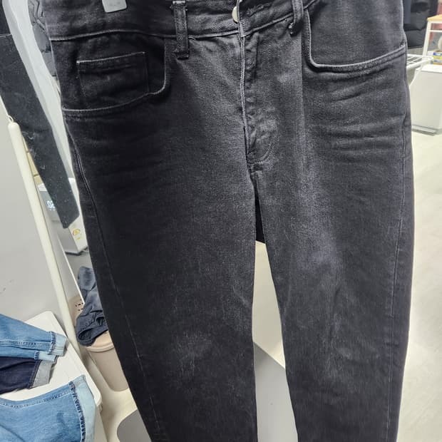 스테디에브리웨어 레귤러핏 진 블랙 1사이즈