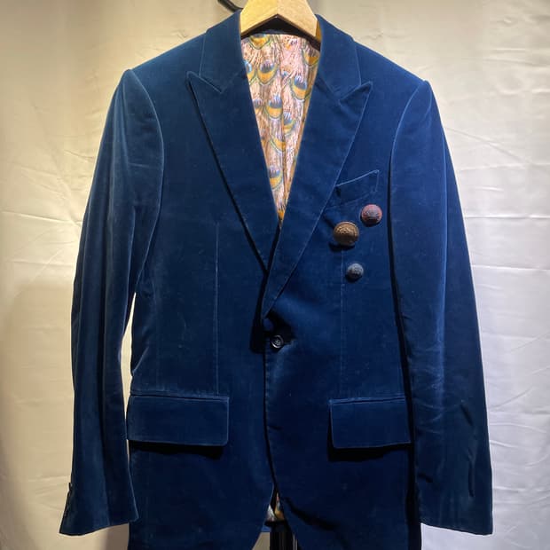 Veronica velvet blazer