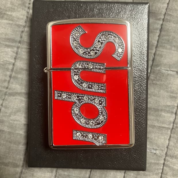 슈프림 지포 라이터