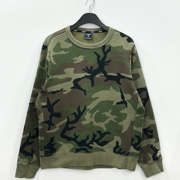  나이키 SB 카모 맨투맨 L