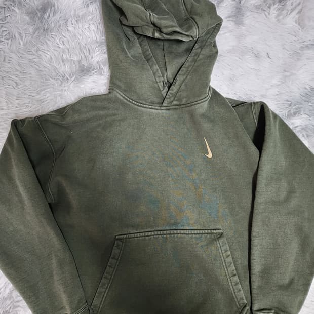 나이키 빌리아일리시 올리브색 후드티